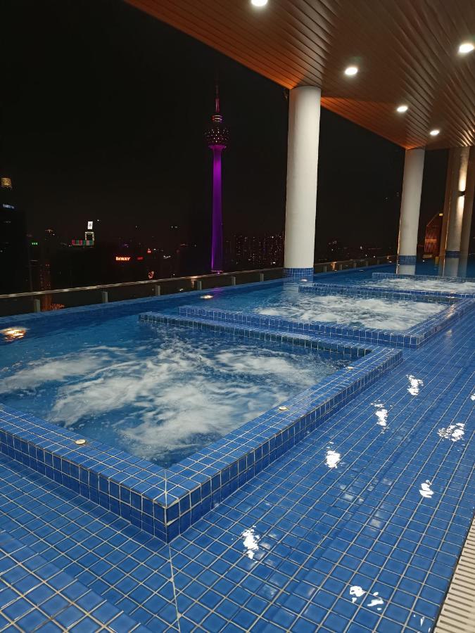 Cl 29A Insta Klcc View & Infinity Pool Daire Kuala Lumpur Dış mekan fotoğraf