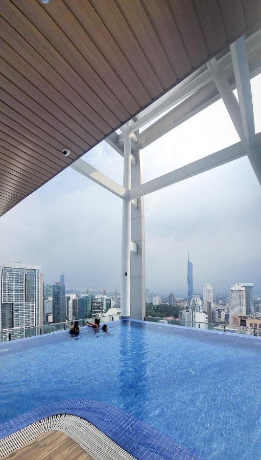 Cl 29A Insta Klcc View & Infinity Pool Daire Kuala Lumpur Dış mekan fotoğraf